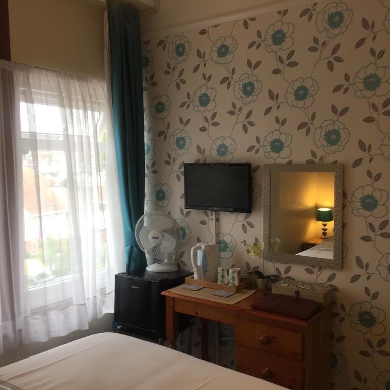 Crowndale Torquay - Exclusively For Adults Bed & Breakfast Eksteriør bilde